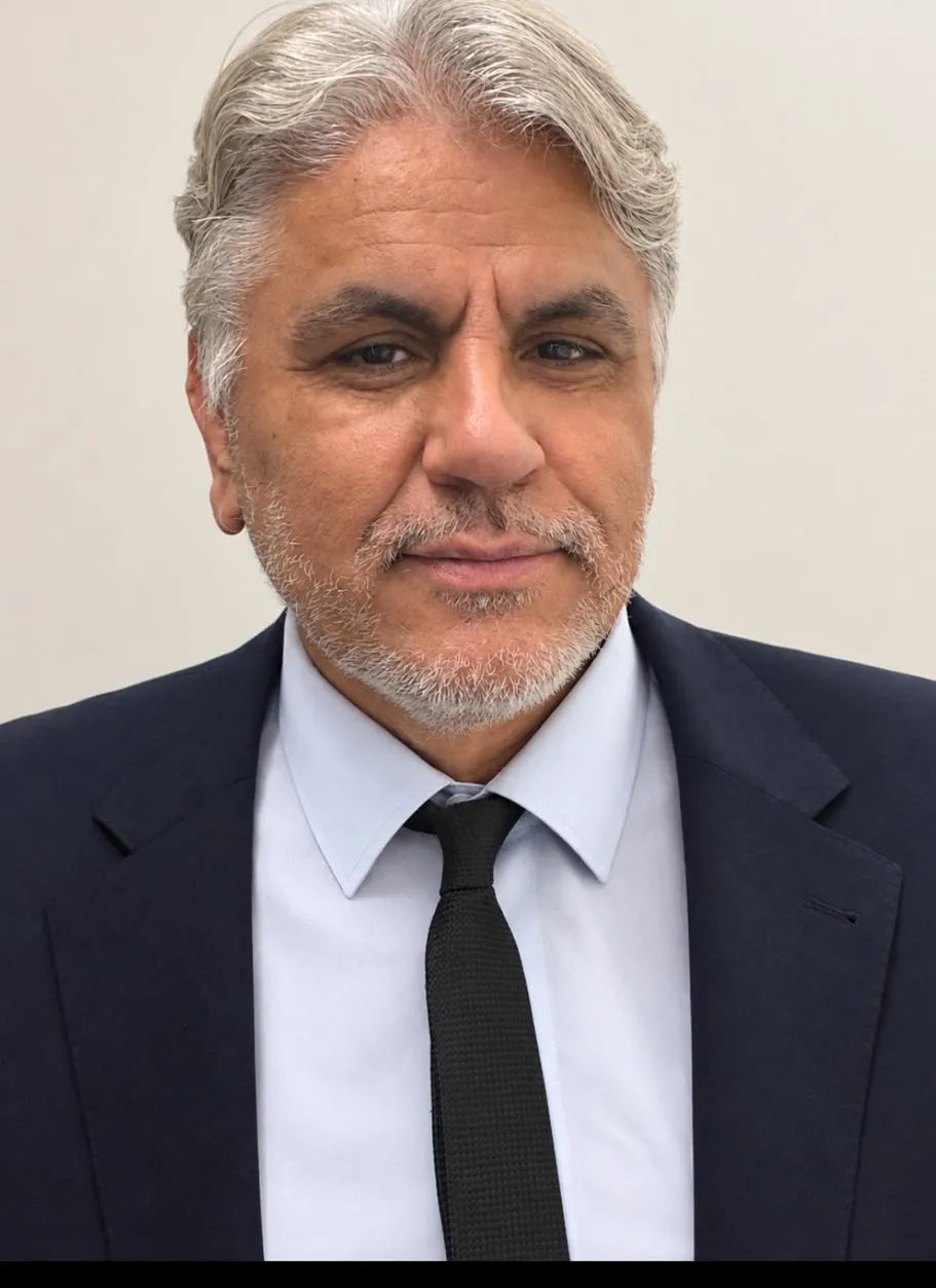 DİVAN-I HÜMAYUN  KUBBEALTI VEZİRİ SEZAİ ÖZTÜRK
